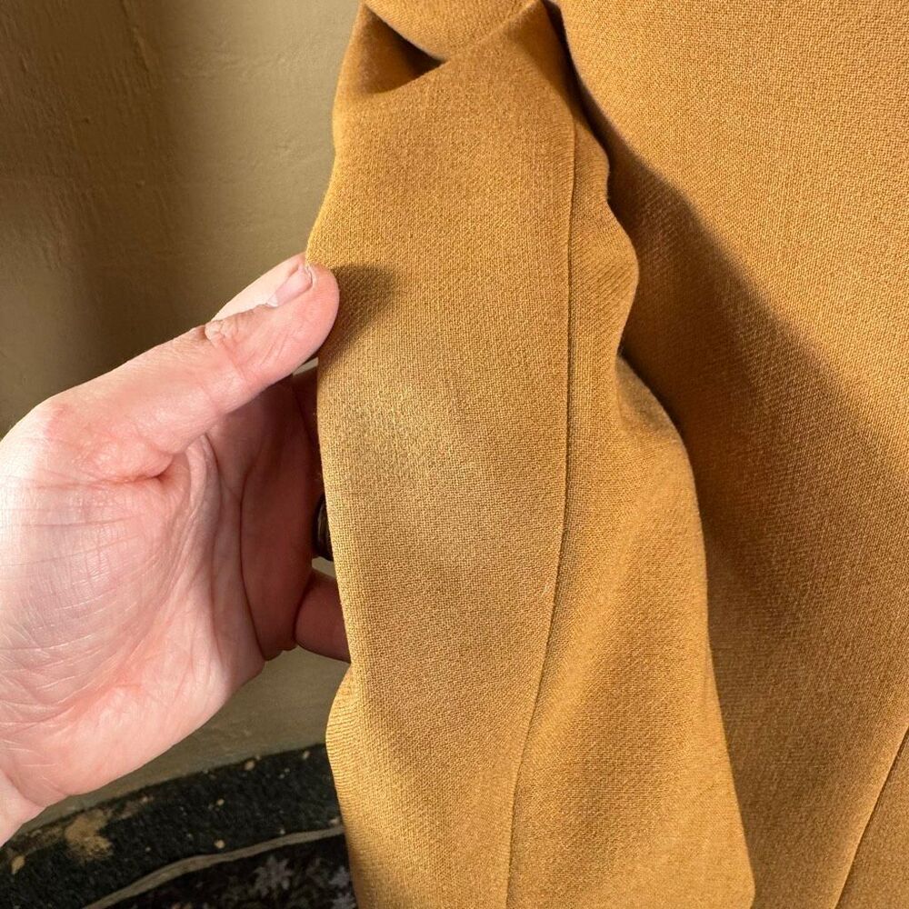 J.Crew Camel Wool-Blend Blazer | Polka Dot Lining | Size 2 - Picture 4 of 8